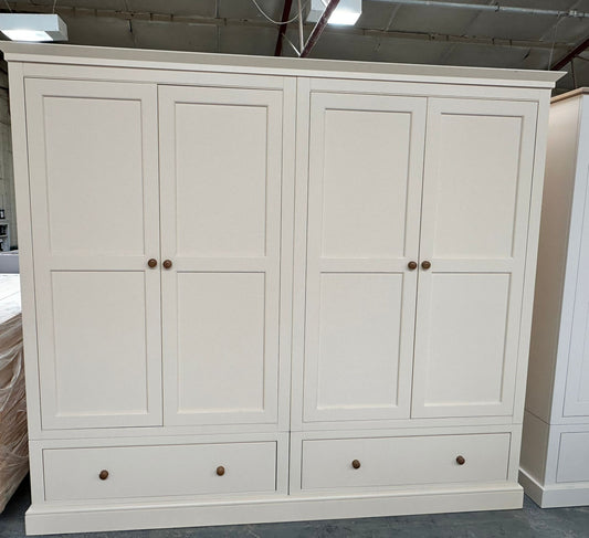 Large 4 Door 2 Drawer Robe