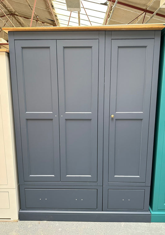 Amberley 3 Door 2 Drw Triple Robe